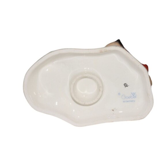 Vintage Goebel Hummel Redhead Springtime Boy Building a BIrdhouse Figurine - Picture 6 of 6